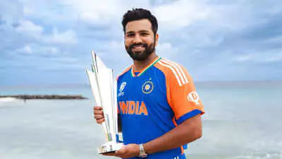 T20 Worldcup Trophy कोणाकडे राहते ?